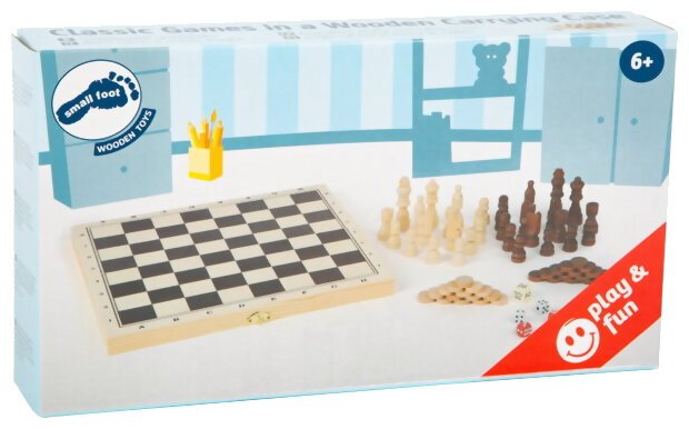 Jeux Classiques Dans Un Coffret En Bois