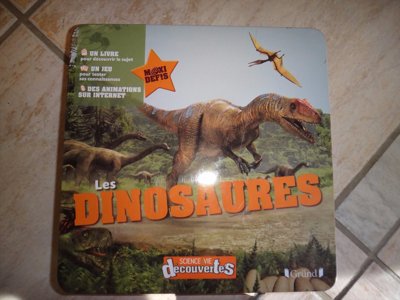 Les dinosaures - Livre et plateau de jeu pour tester ses connaissances