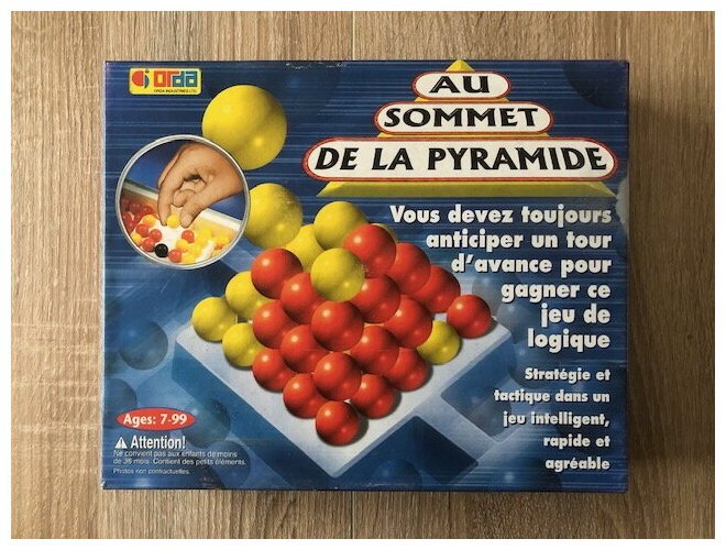 Au Sommet De La Pyramide