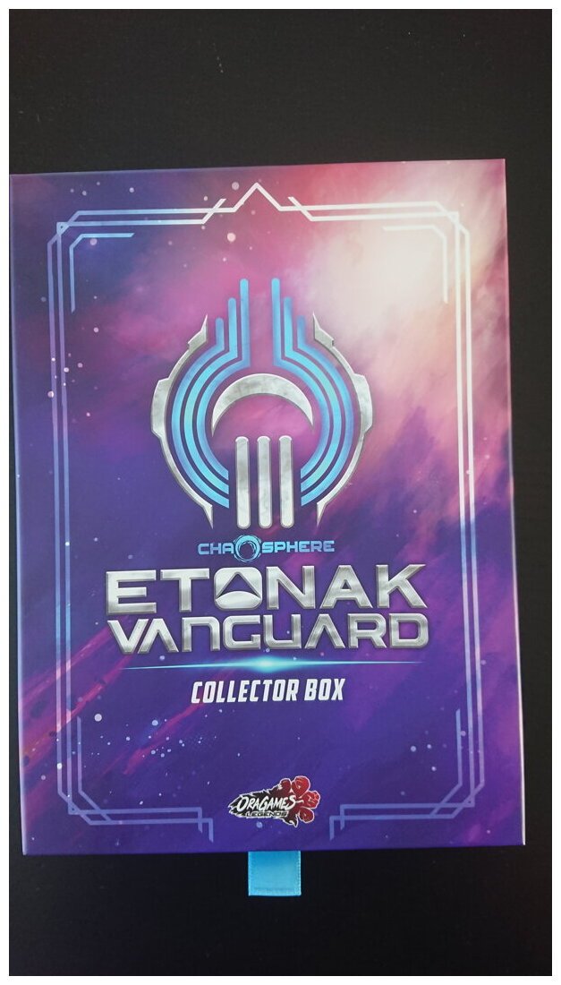 Etonak Vanguard - Collector Box