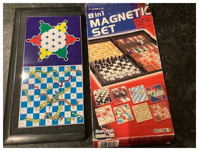 8 In 1 Magnetic Game Set