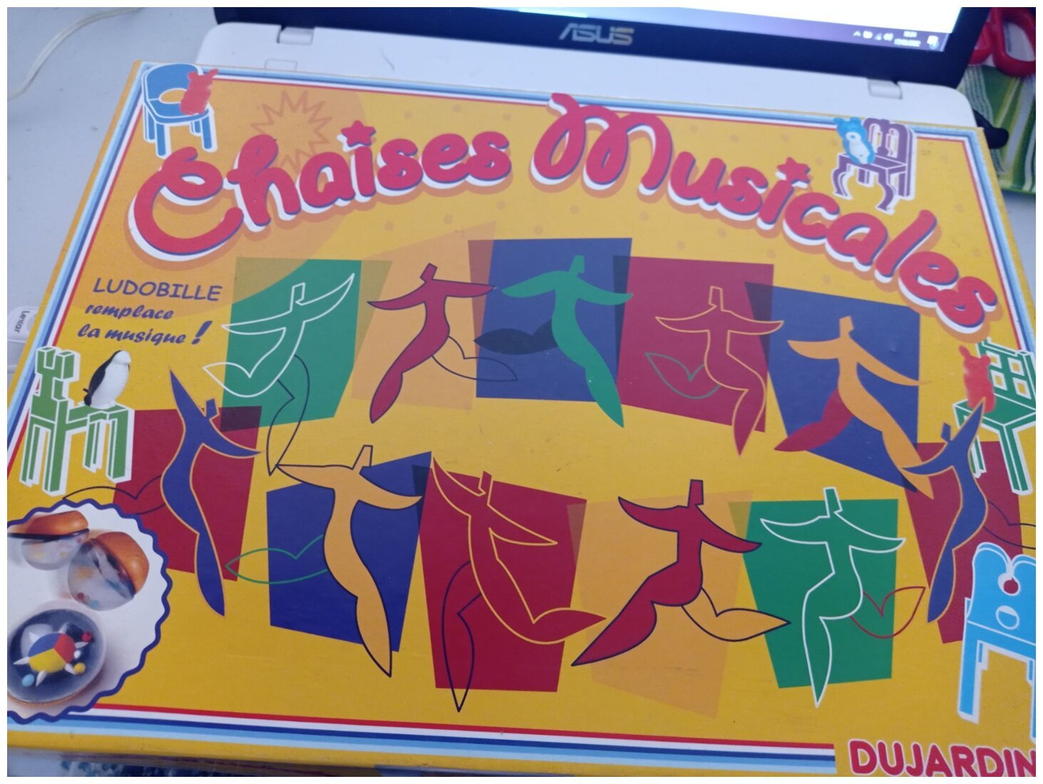 Chaises musicales