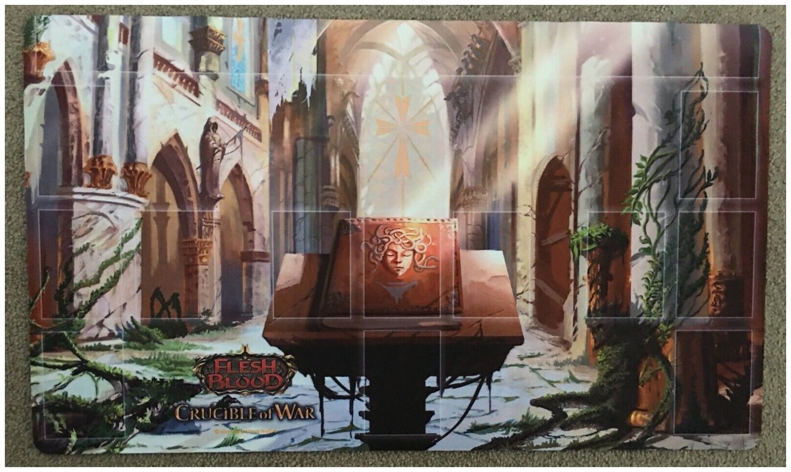 Flesh and Blood TCG - Tapis de jeu - Gorganian Tome - Crucible Of War