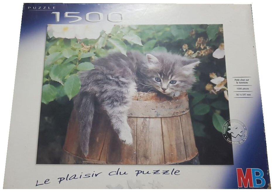 Puzzle Petit chat sur le tonneau - 1500 pièces